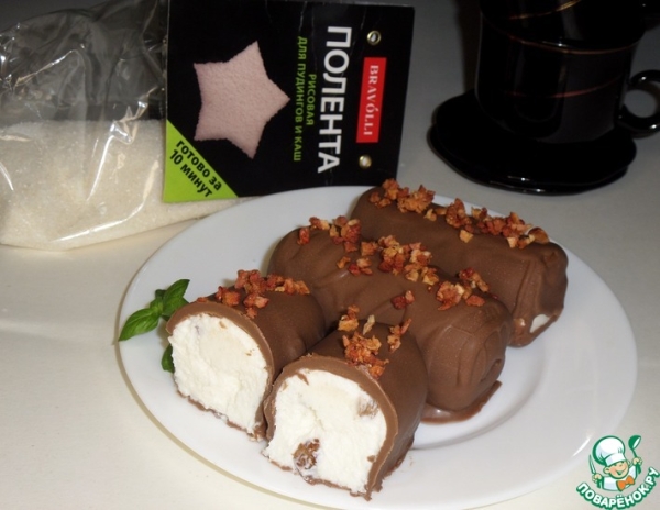 Творожный десерт с полентой и изюмом