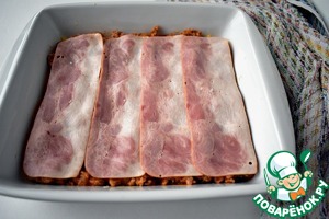 Запеченная полента с мясным соусом Запеченная полента с мясным соусом