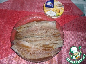 Запеченная скумбрия с овощами и сыром