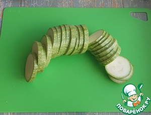 Запеченные овощи с курицей и сыром