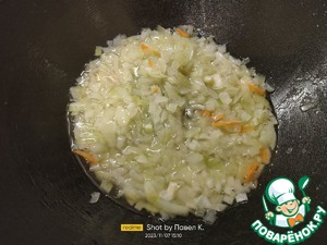 Жареная капуста с баклажанами и перцем Жареная капуста с баклажанами и перцем