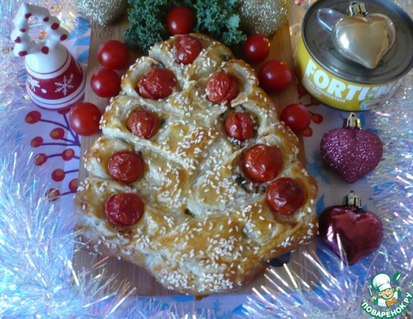 Рождественская елка из слоеного теста Рождественская елка из слоеного теста
