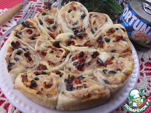 Пирог с тунцом и маслинами Пирог с тунцом и маслинами
