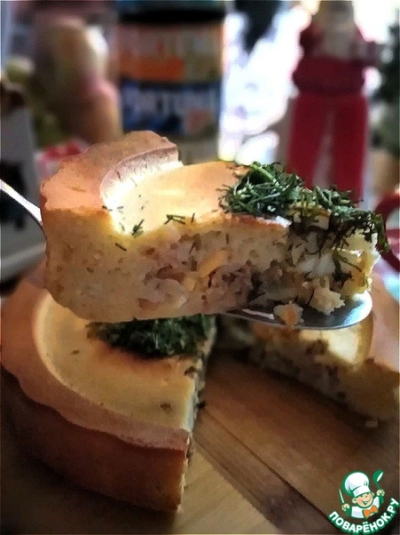 Пирог с начинкой из тунца