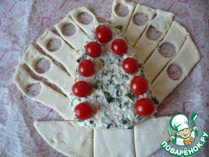 Рождественская елка из слоеного теста Рождественская елка из слоеного теста