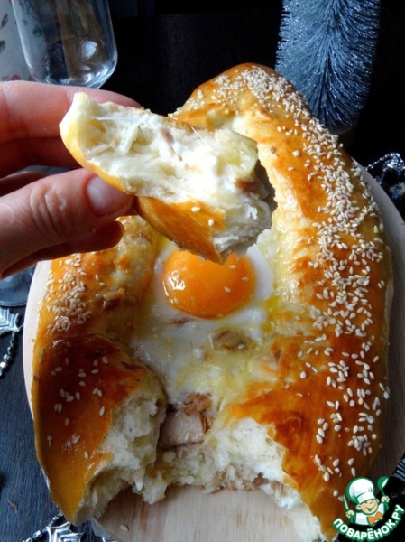 А-ля "Хачапури" с тунцом