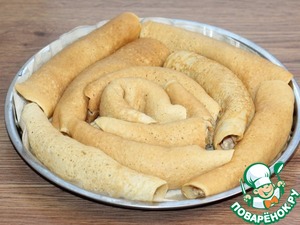 Блинный пирог с тунцом