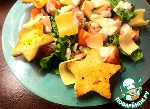 Цезарь с тунцом "Новогодний"