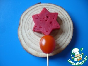 Елка из овощей и тунца Елка из овощей и тунца