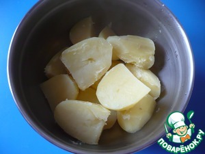 Елка из овощей и тунца Елка из овощей и тунца