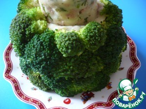 Елка из овощей и тунца Елка из овощей и тунца