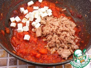 Горячая закуска из тунца с томатами Горячая закуска из тунца с томатами