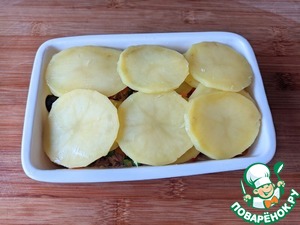 Гратен из картофеля, овощей и тунца