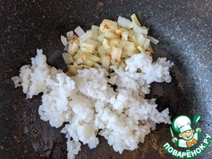 Кальмары, фаршированные тунцом и рисом