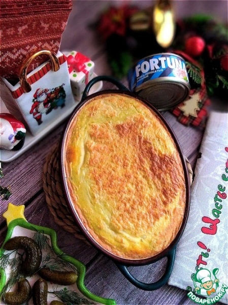 Картофельная запеканка с консервированным тунцом