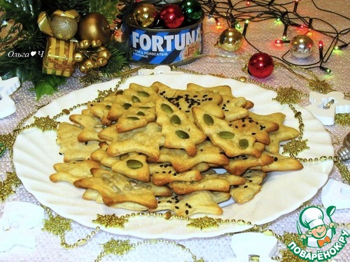 Картофельные крекеры с тунцом "Новогодний хруст" Картофельные крекеры с тунцом "Новогодний хруст"