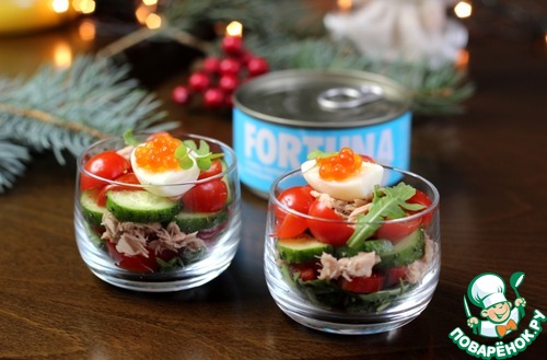 Коктейльный салат с тунцом