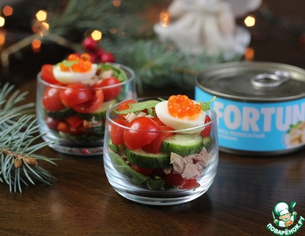 Коктейльный салат с тунцом
