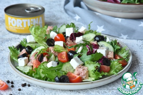 Легкий салат с тунцом и фетой Легкий салат с тунцом и фетой