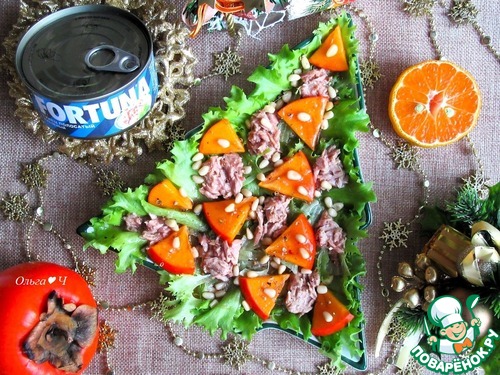 Новогодний салат "Тунец и хурма" Новогодний салат "Тунец и хурма"