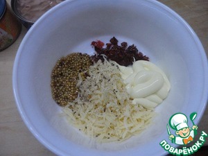 Пикантные канапе с тунцом