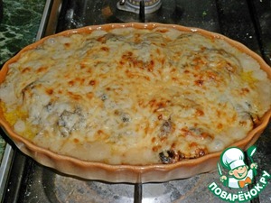 Рыба, запечённая с грибами и белым соусом