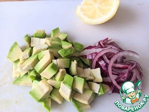 Салат из тунца с имбирной заправкой Салат из тунца с имбирной заправкой