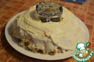 Салат "Изумрудный" с грецкими орехами