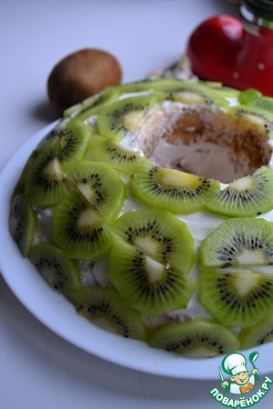 Салат "Изумрудный" с грецкими орехами