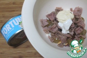 Салат "Праздничное настроение", порционная подача Салат "Праздничное настроение", порционная подача