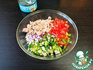 Салат "Русские традиции" с тунцом Салат "Русские традиции" с тунцом