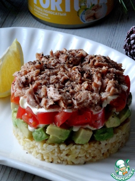 Салат с булгуром и тунцом Салат с булгуром и тунцом