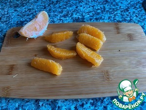 Салат с креветками, апельсином и авокадо Салат с креветками, апельсином и авокадо