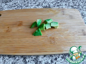 Салат с запечённой тыквой, грушей и авокадо