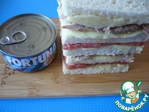 Сэндвичи "Рождественские елки" с тунцом