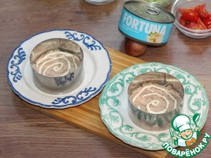 Слоеный салат с авокадо, тунцом, черри Слоеный салат с авокадо, тунцом, черри