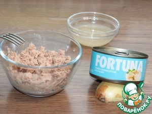 Слоеный салат с авокадо, тунцом, черри Слоеный салат с авокадо, тунцом, черри