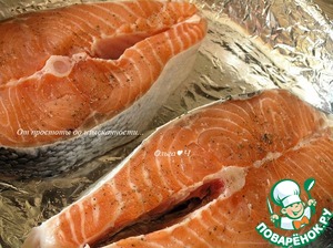 Стейки лосося в карамельном соусе