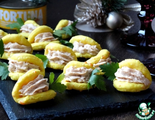 Сырное печенье с начинкой из тунца Сырное печенье с начинкой из тунца