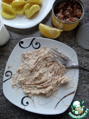 Сырное печенье с начинкой из тунца Сырное печенье с начинкой из тунца