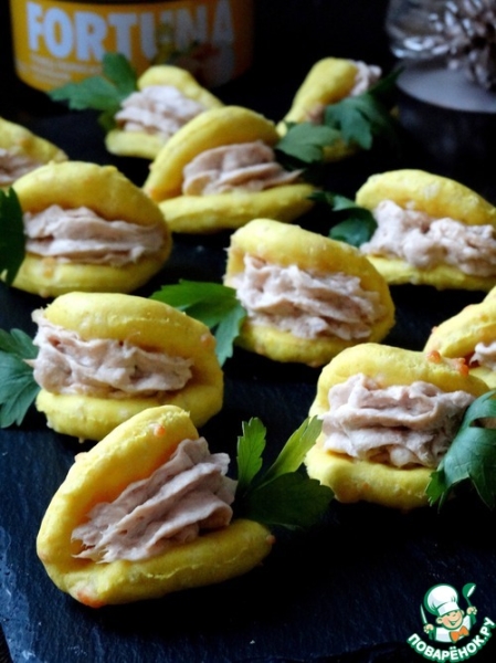 Сырное печенье с начинкой из тунца Сырное печенье с начинкой из тунца