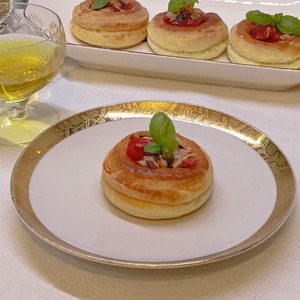 Волованы в средиземноморском стиле