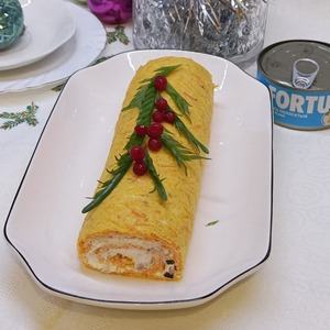 Закусочный морковный рулет Закусочный морковный рулет