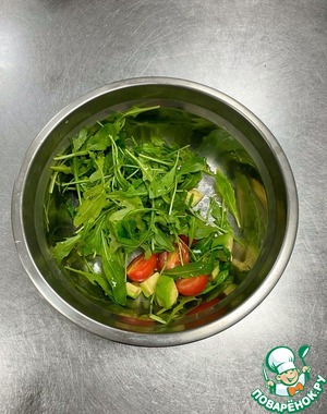 Зелёный завтрак с яйцом пашот Зелёный завтрак с яйцом пашот