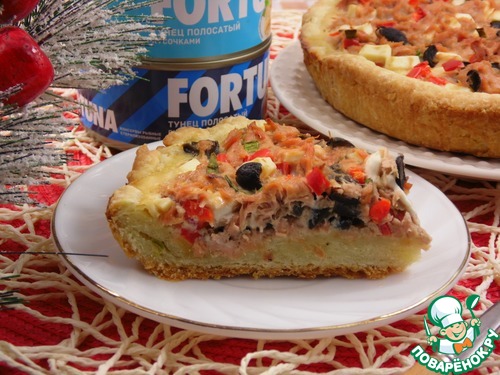 Киш с тунцом и перцем Киш с тунцом и перцем
