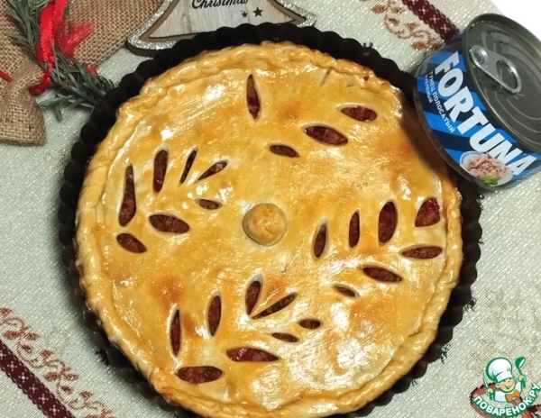 Испанский пирог с тунцом Испанский пирог с тунцом