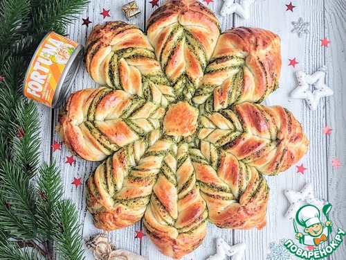 Пирог со шпинатом и тунцом "Снежинка"