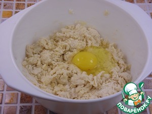 Киш с тунцом и перцем Киш с тунцом и перцем