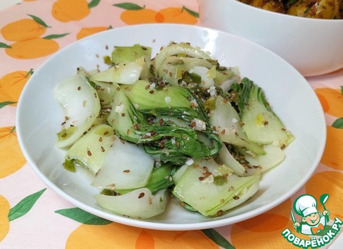 Бок-чой с зелёным луком и кунжутом Бок-чой с зелёным луком и кунжутом