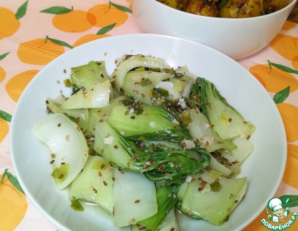 Бок-чой с зелёным луком и кунжутом Бок-чой с зелёным луком и кунжутом